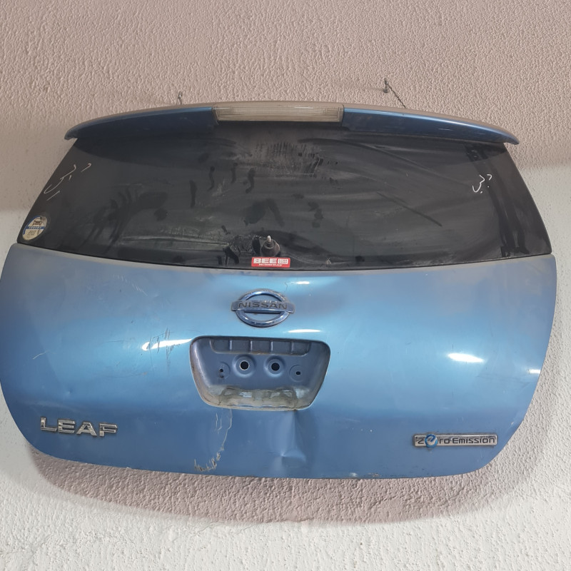 باب صندوق خلفي