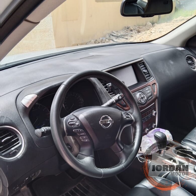 نيسان باثفايندر للبيع