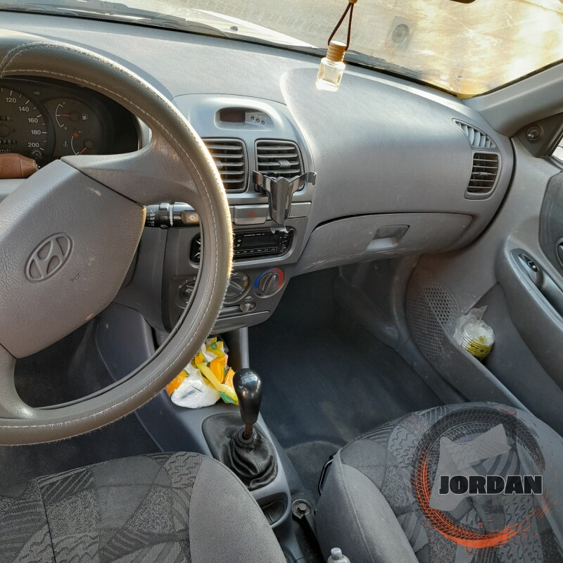 هونداي فيرنا ٢٠٠١