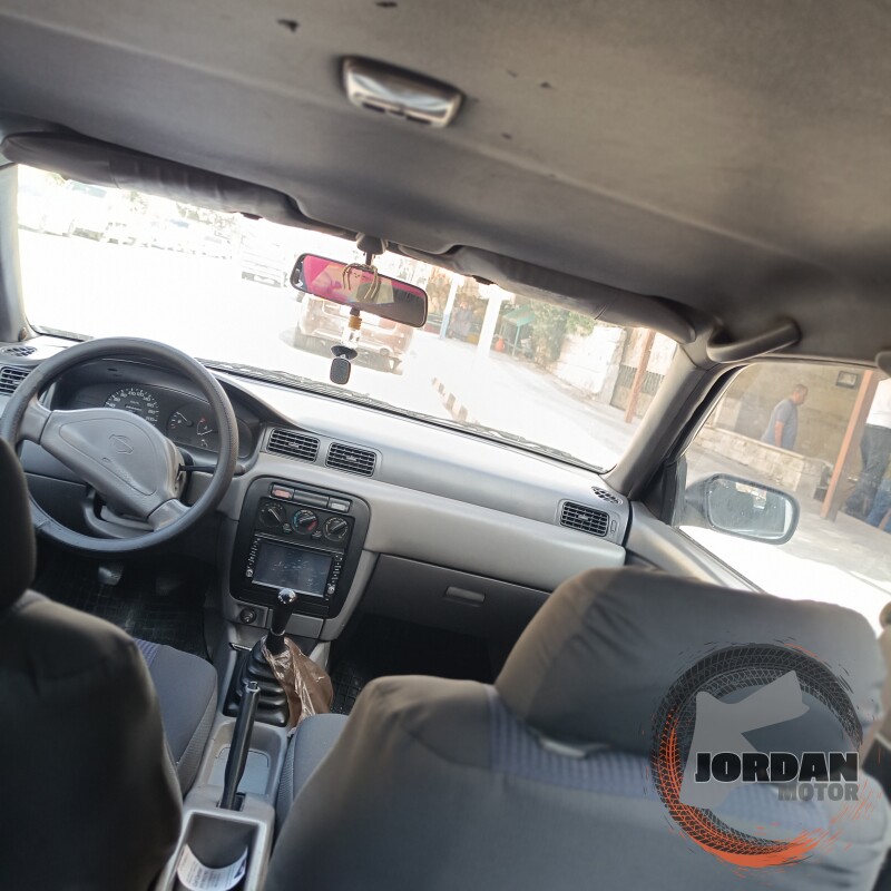 سوق السيارات الأردني