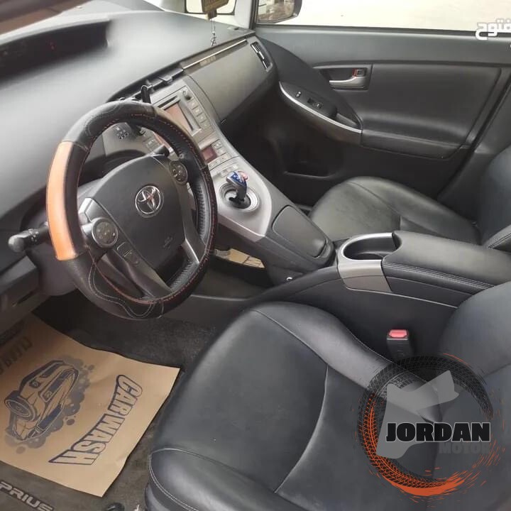 بريوس بيرسونا 2015