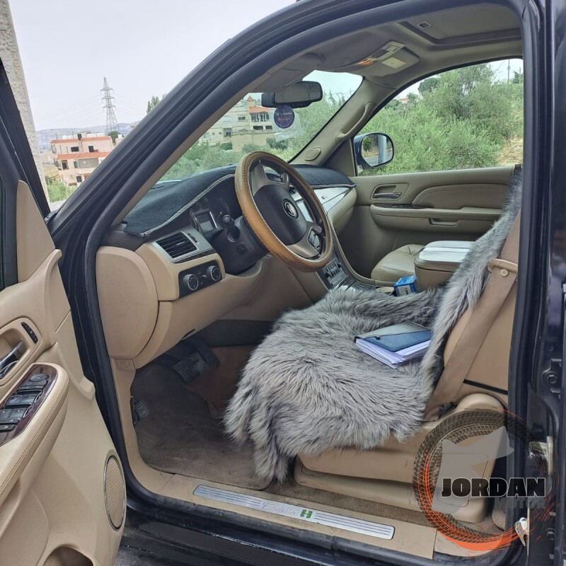 كاديلاك اسكاليد سفروليت تاهو يوكن جمس