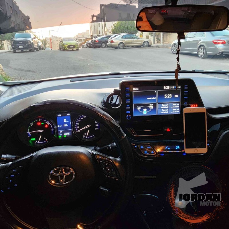 تويوتا chr للبيع فل نظافة