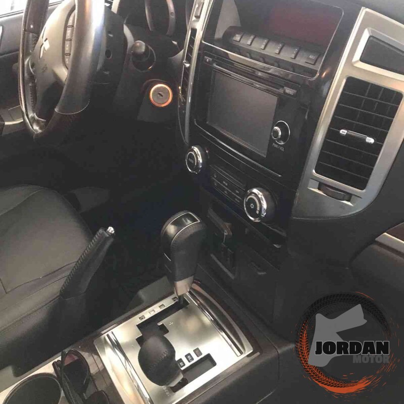 سيارة للبيع