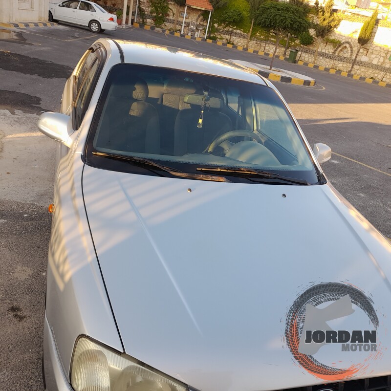 هونداي فيرنا ٢٠٠١