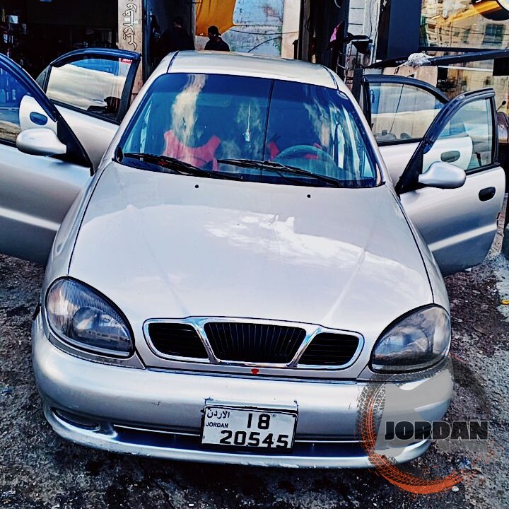 سوق السيارات الأردني