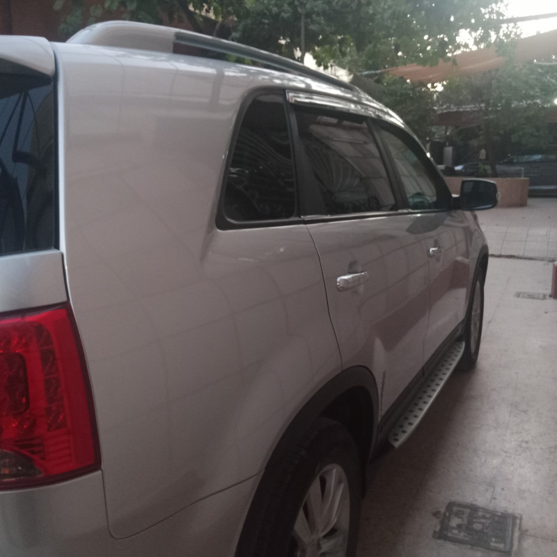 كيا سورنتو بحالة جيدة