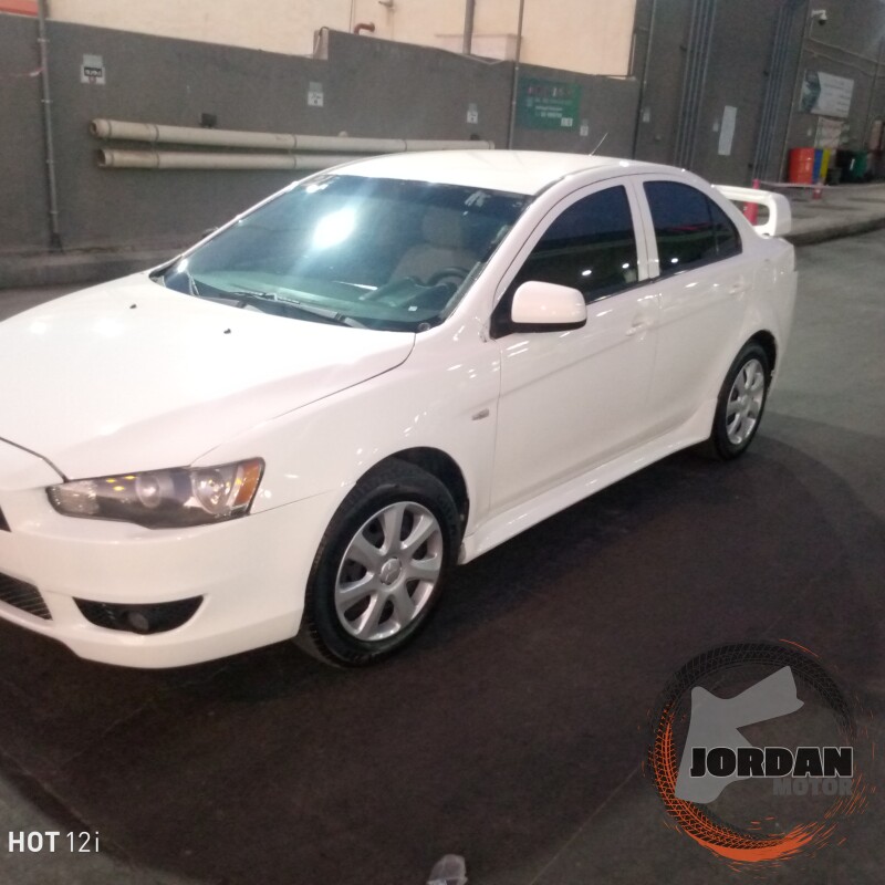 ميتسوبيشي لانسر