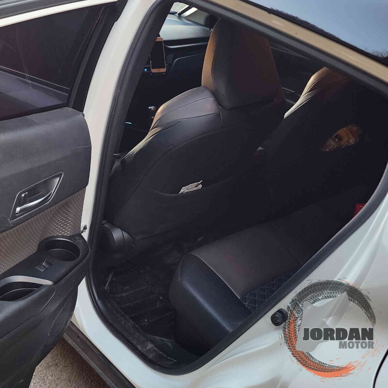 تويوتا chr للبيع فل نظافة