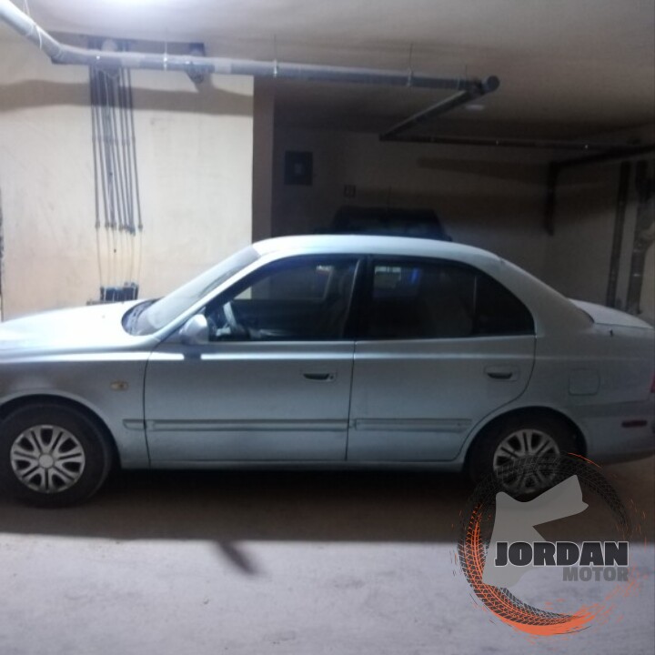 أكسنت قصة الفيرنا موديل 2004 للبيع