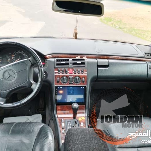 مرسيدس 1998 للبيع