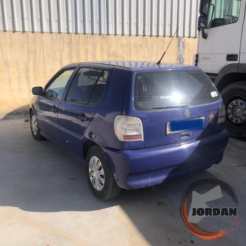 سياره قولف بولو ٩٨