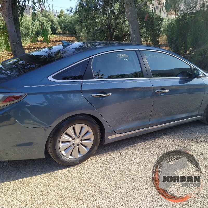 سوق السيارات الأردني