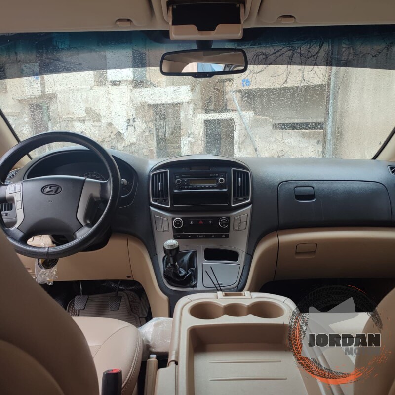 باص هوندايH1 بنزين