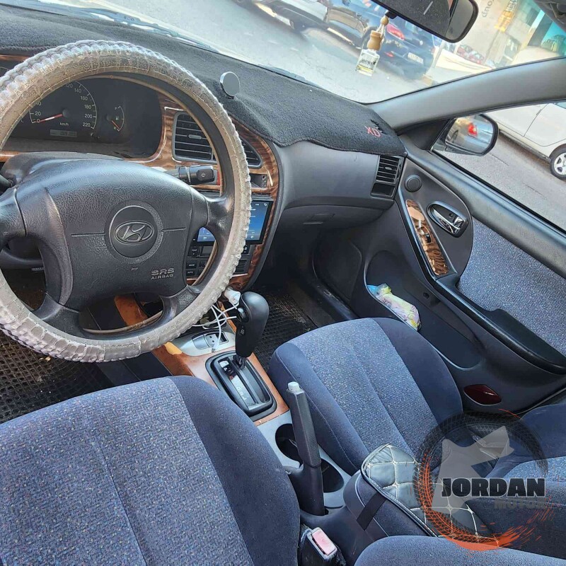 هيونداي xd 2000