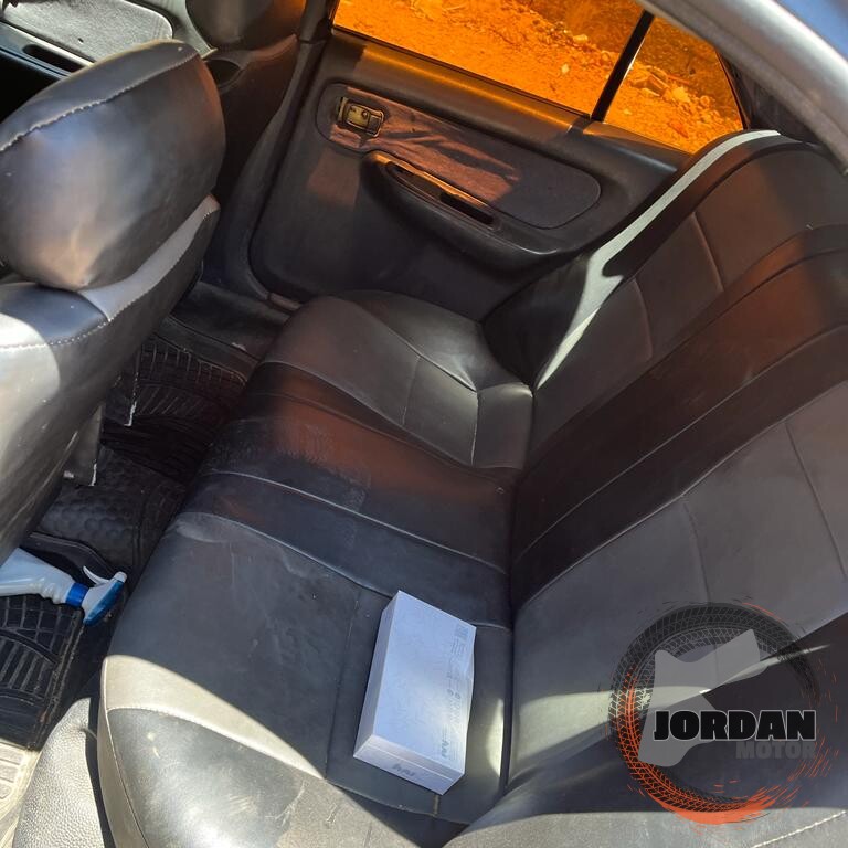 سيارة نيسان صني