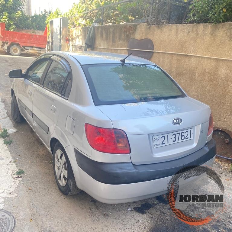 سوق السيارات الأردني