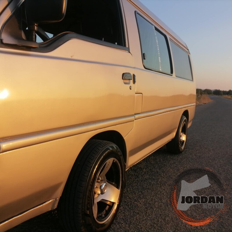 سوق السيارات الأردني