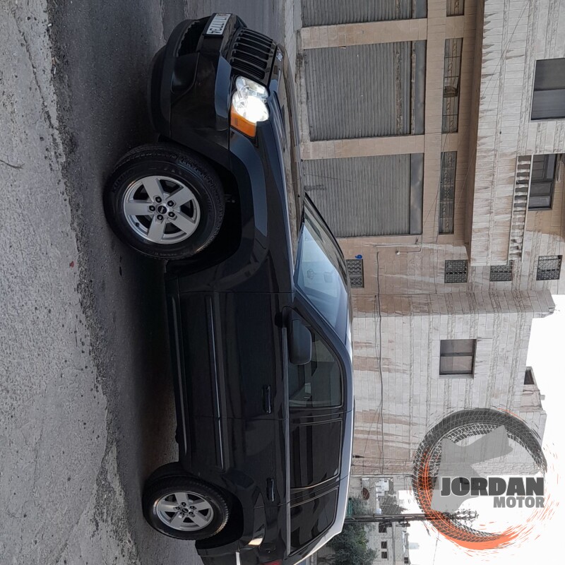 جيب شروكي ٢٠٠٨