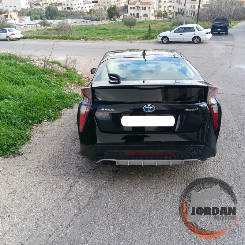 تويوتا بريوس