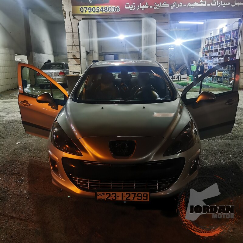 سوق السيارات الأردني