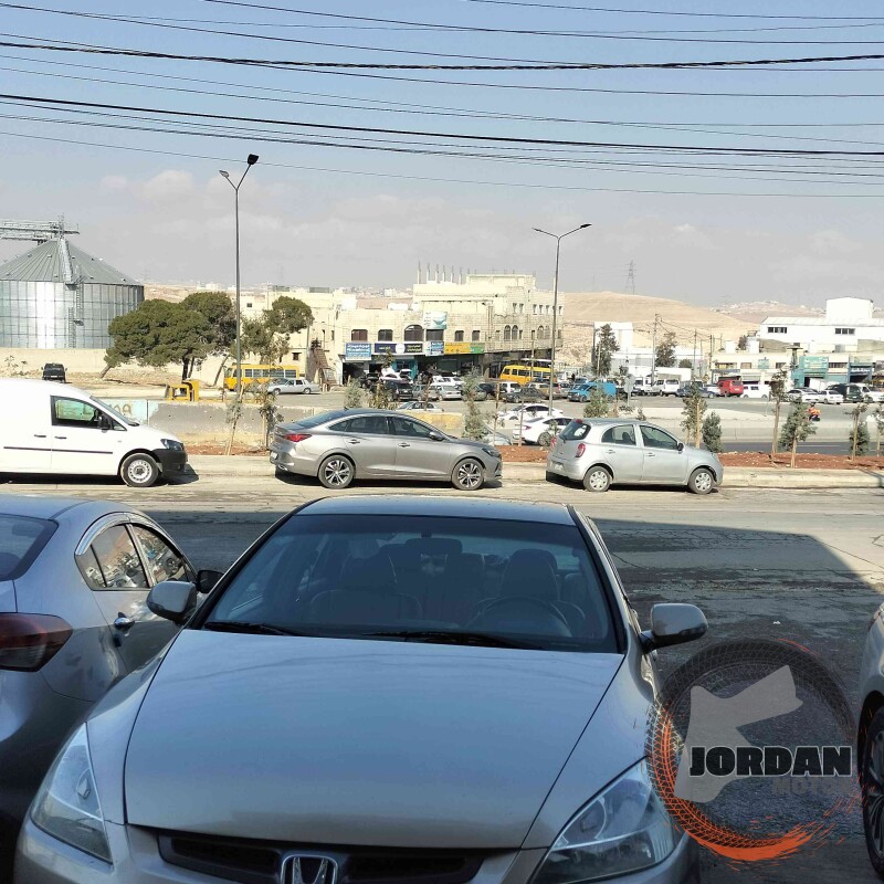 سوق السيارات الأردني