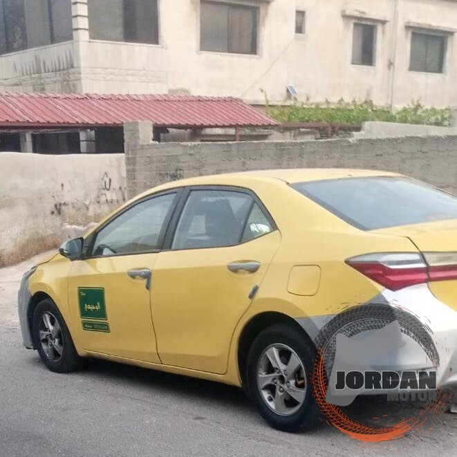 تكسي كورولا