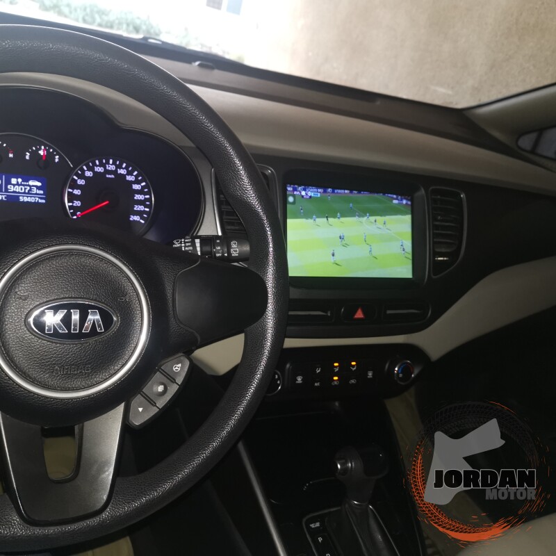 كيا كارينز 2014