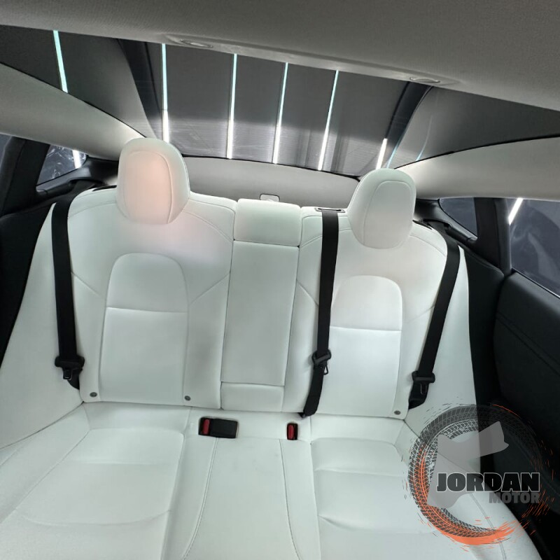 تسلا مودل3 ستاندرد