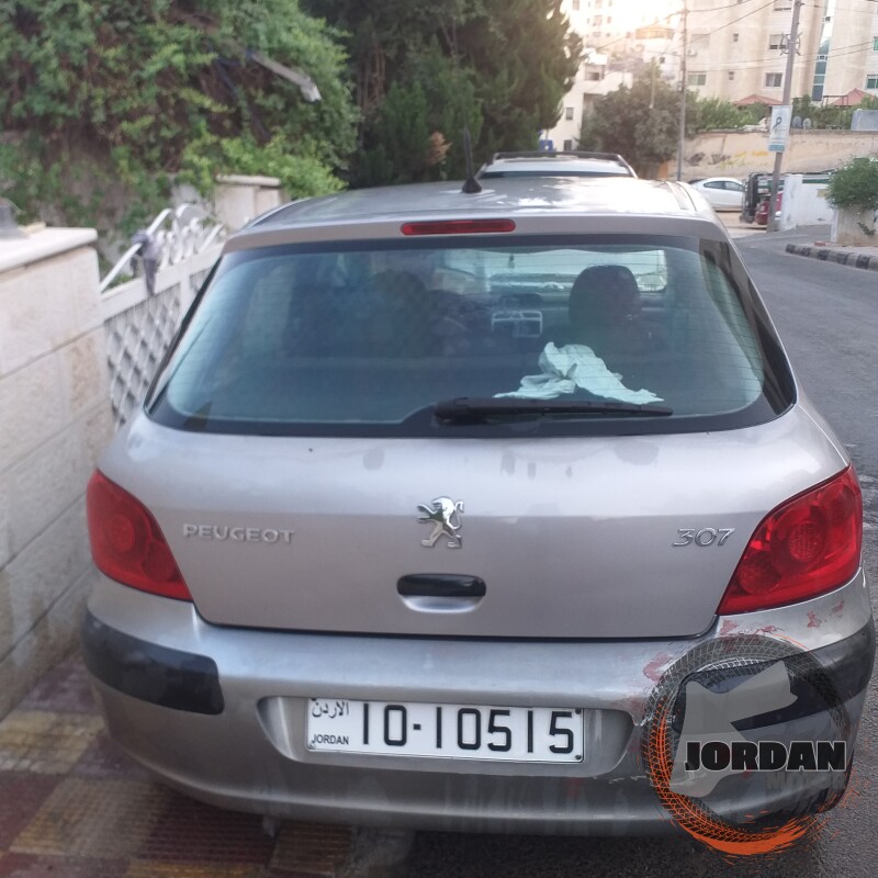 سوق السيارات الأردني