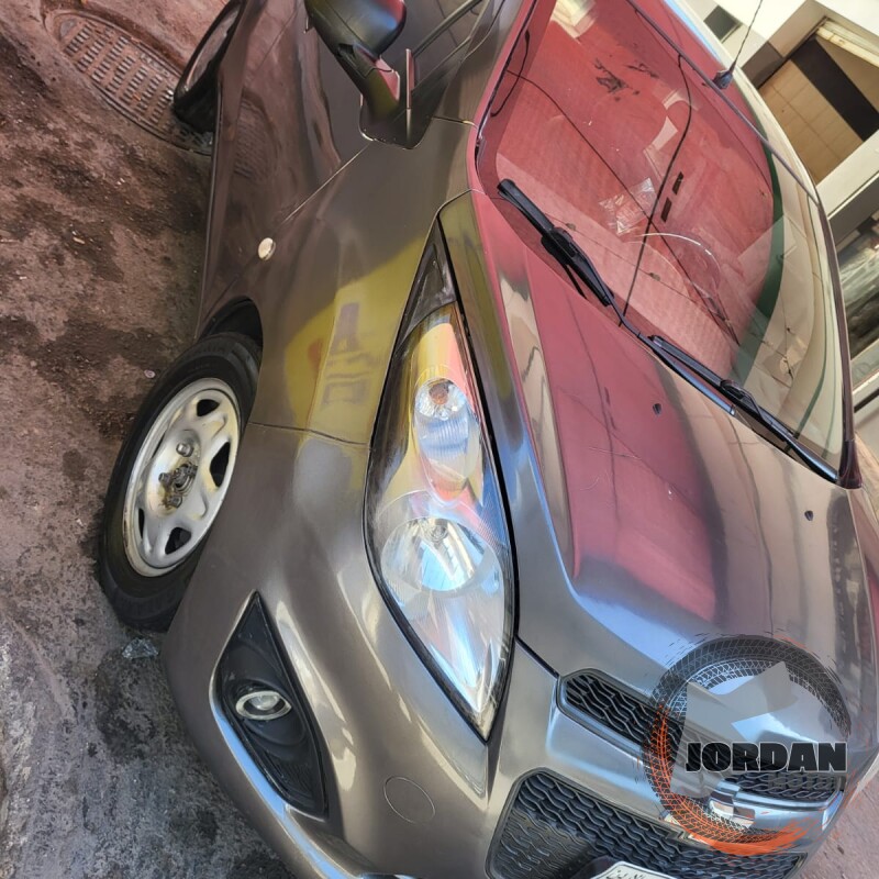 سياره للبيع