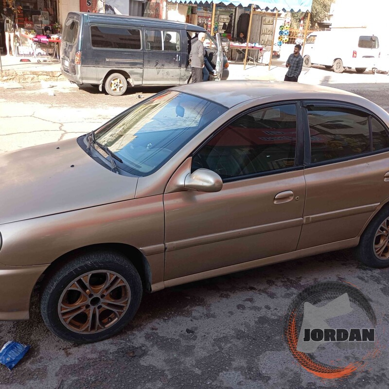 سوق السيارات الأردني