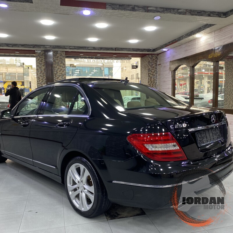 مرسيدس C250 مديل 2012