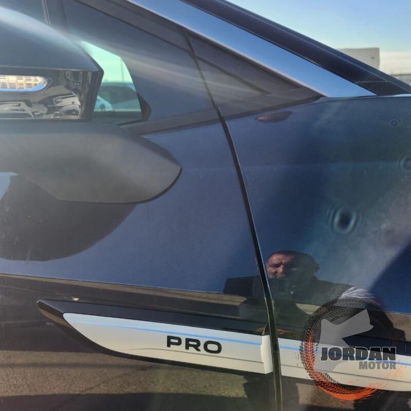 سوق السيارات الأردني